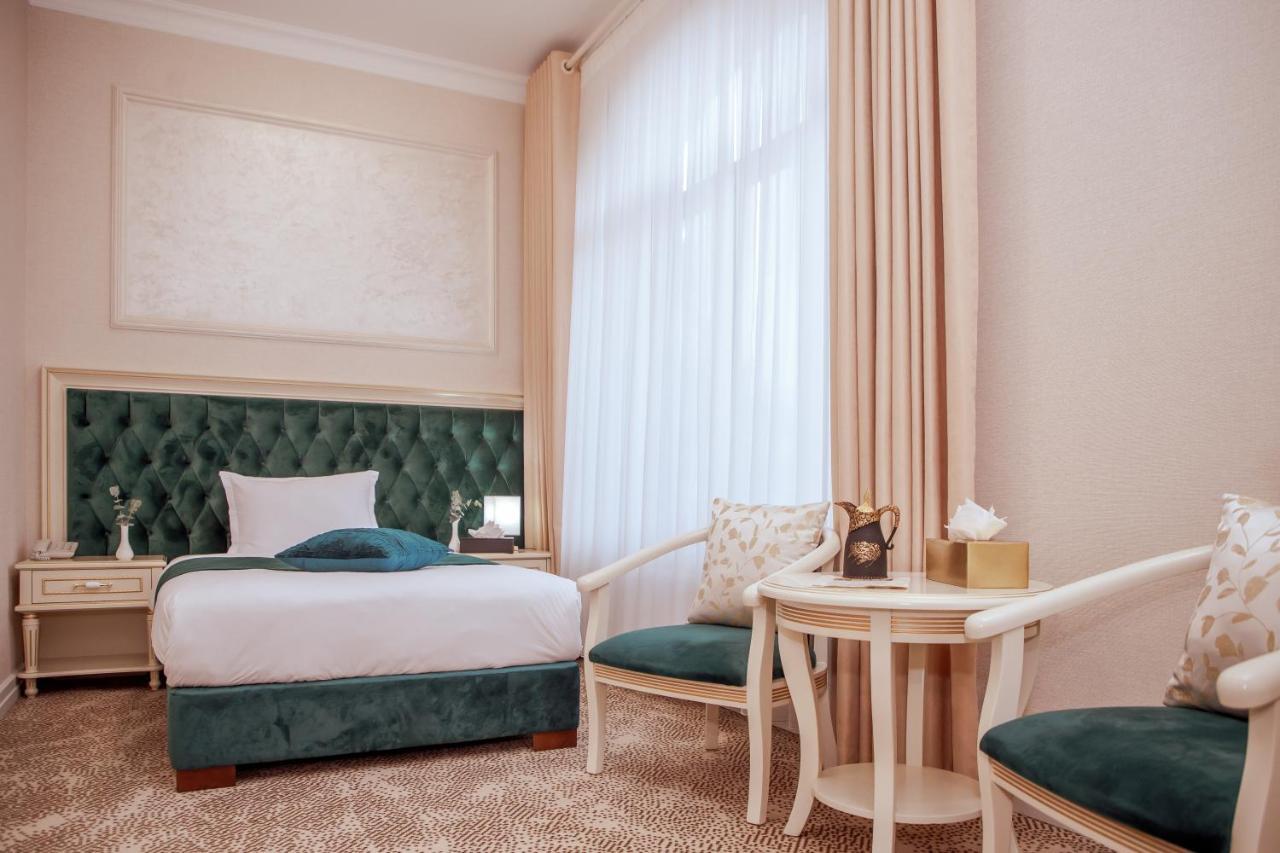 Al Madina Hotel Samarkanda Zewnętrze zdjęcie